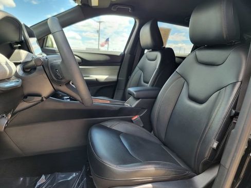 Certified 2024 Jeep Compass Latitude AWD/4WD image 20