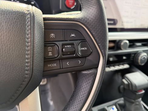 Used 2025 Toyota 4Runner TRD Sport Premium image 26