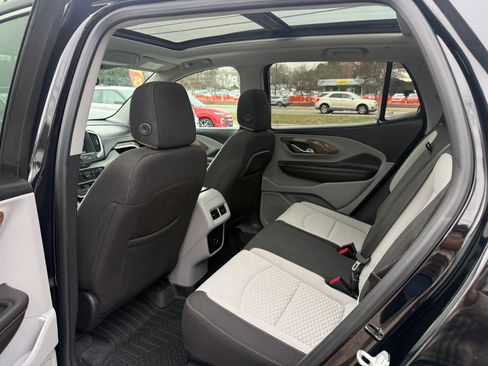 Used 2019 GMC Terrain SLE w/ Driver Convenience Package image 11