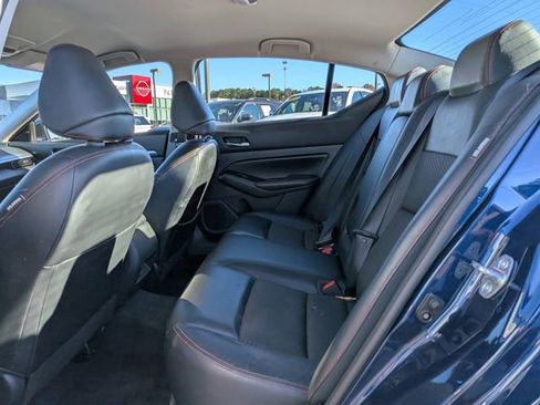 Used 2023 Nissan Altima 2.5 SR image 9