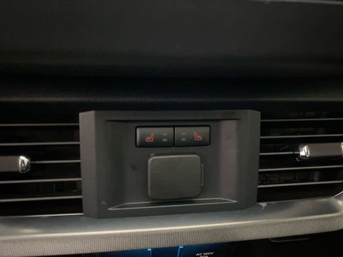 Used 2025 Ford F150 Platinum w/ Equipment Group 702A High AWD/4WD image 29