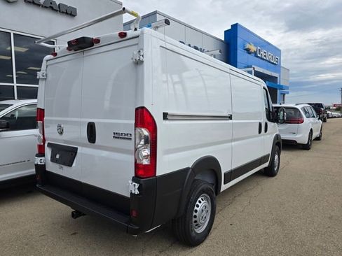 Used 2025 RAM ProMaster 1500 w/ Safety Group image 5
