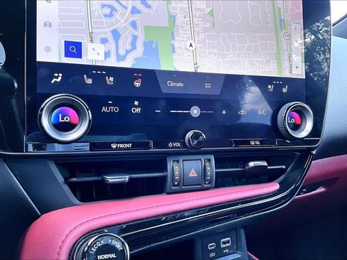 Used 2025 Lexus NX 250 FWD w/ Premium Package image 34