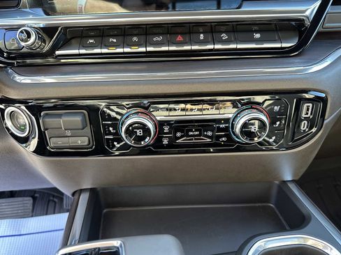 Used 2024 GMC Sierra 1500 SLT w/ SLT Premium Plus Package image 20