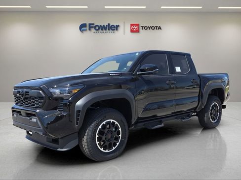 New 2026 Toyota Tacoma TRD Off-Road w/ TRD Off Road Premium Package AWD/4WD image 3