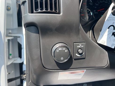 New 2025 Chevrolet Express 3500 w/ Power Convenience Package image 36