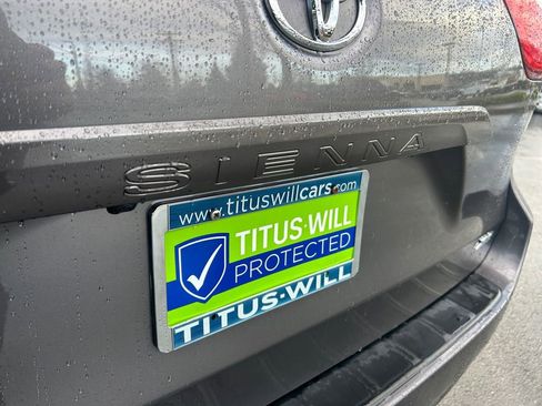 Used 2019 Toyota Sienna XLE image 31