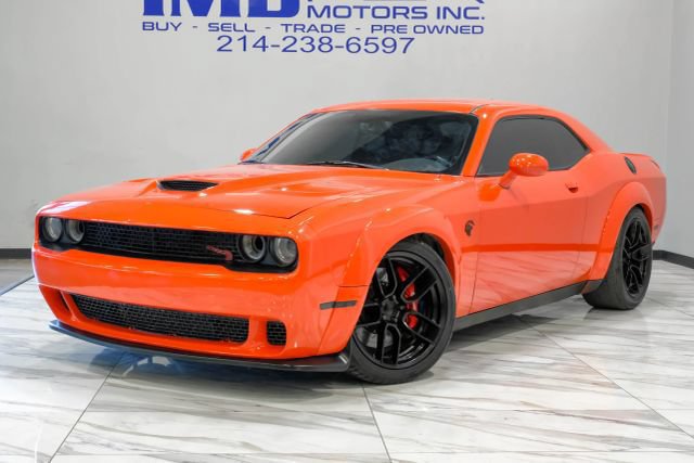 Used 2018 Dodge Challenger SRT Hellcat RWD image 2