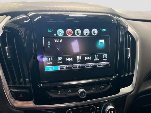 Used 2019 Chevrolet Traverse RS AWD/4WD image 16