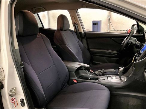 Used 2019 Subaru Crosstrek 2.0i Premium w/ Eyesight System image 7