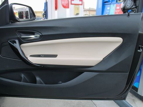 Used 2020 BMW 230i xDrive Convertible w/ Convenience Package image 48