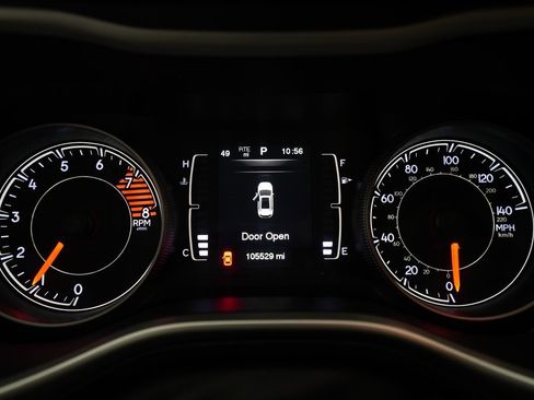 Used 2016 Jeep Cherokee Latitude w/ Cold Weather Group image 2