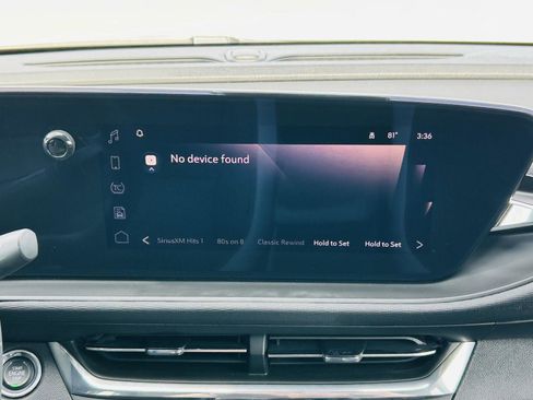 Used 2025 Buick Envista Preferred w/ Convenience II Package FWD image 20