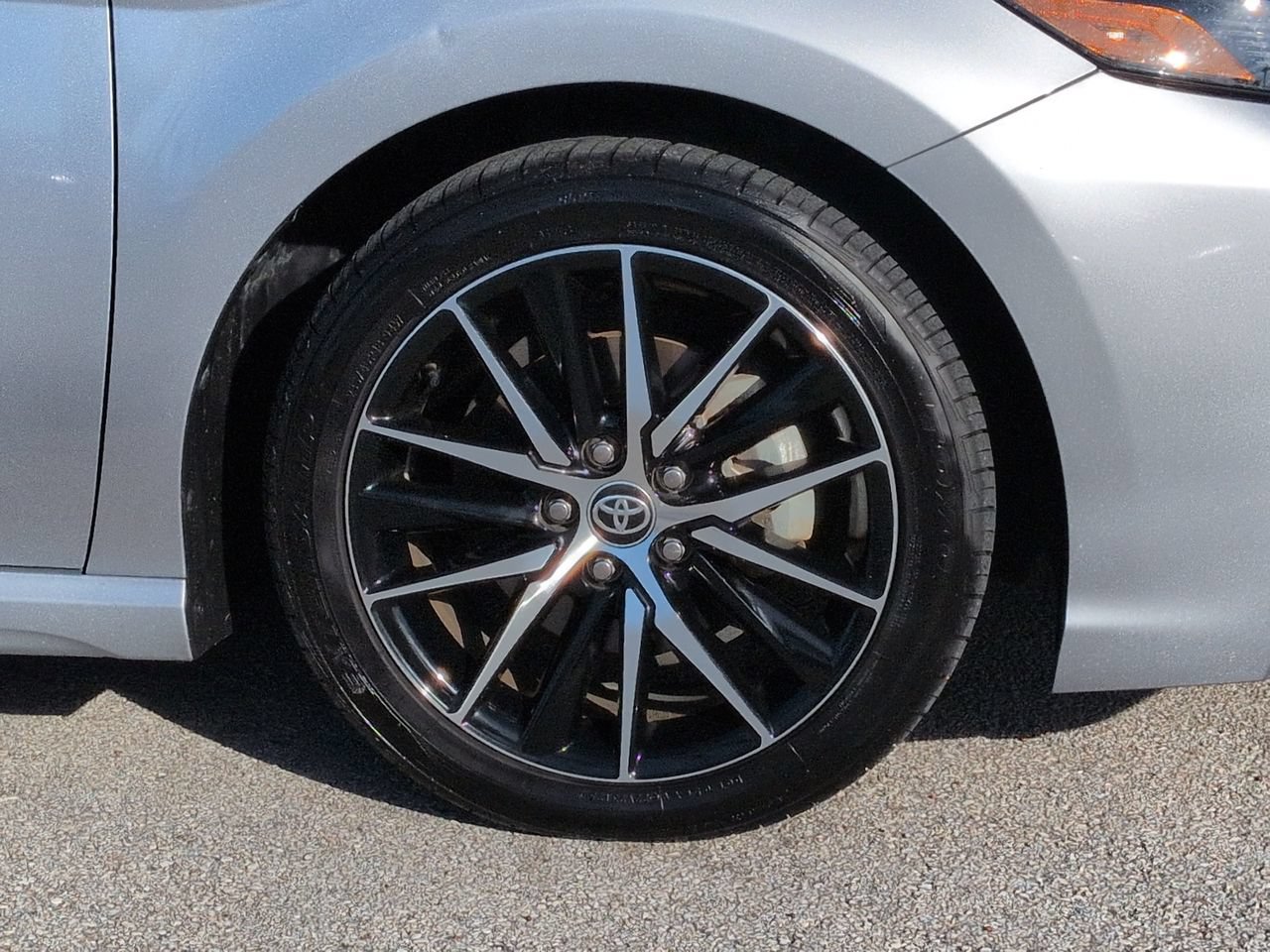 Used 2024 Toyota Camry SE w/ Audio Upgrade Package FWD image 11