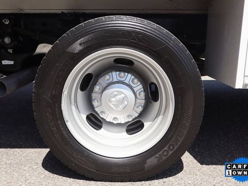 Used 2022 RAM 5500 Tradesman image 35