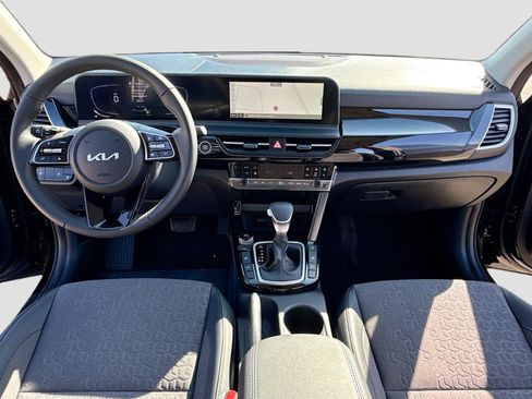 New 2026 Kia Seltos S image 3