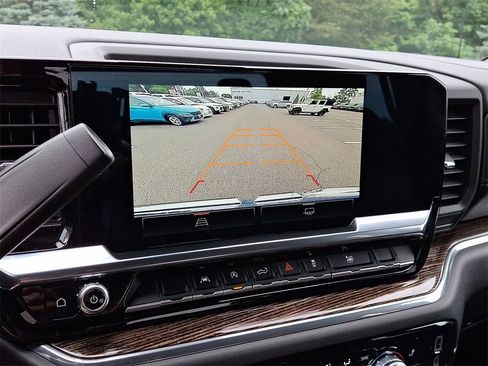 Certified 2024 GMC Sierra 1500 Elevation w/ LPO, Elevation Black Package image 7