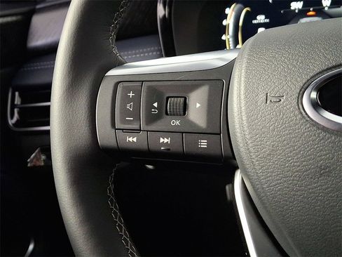 New 2026 INFINITI QX60 Sport w/ Dark Cargo Package image 17