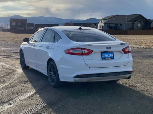 Used 2016 Ford Fusion SE image 8