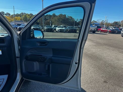 New 2025 Ford Maverick XLT w/ Black Appearance Package image 32