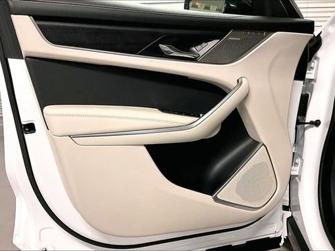 Certified 2025 Jaguar F-PACE R-Dynamic S image 26