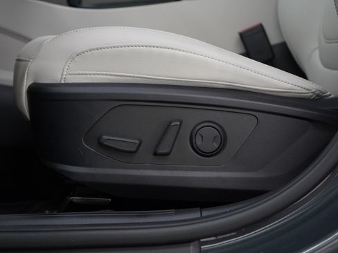 Certified 2025 Hyundai Tucson SEL image 22