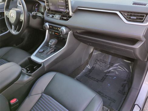 Used 2022 Toyota RAV4 XSE w/ XSE Grade Weather Package image 19