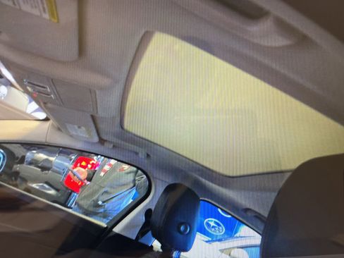 Used 2019 Jaguar XE Prestige image 10