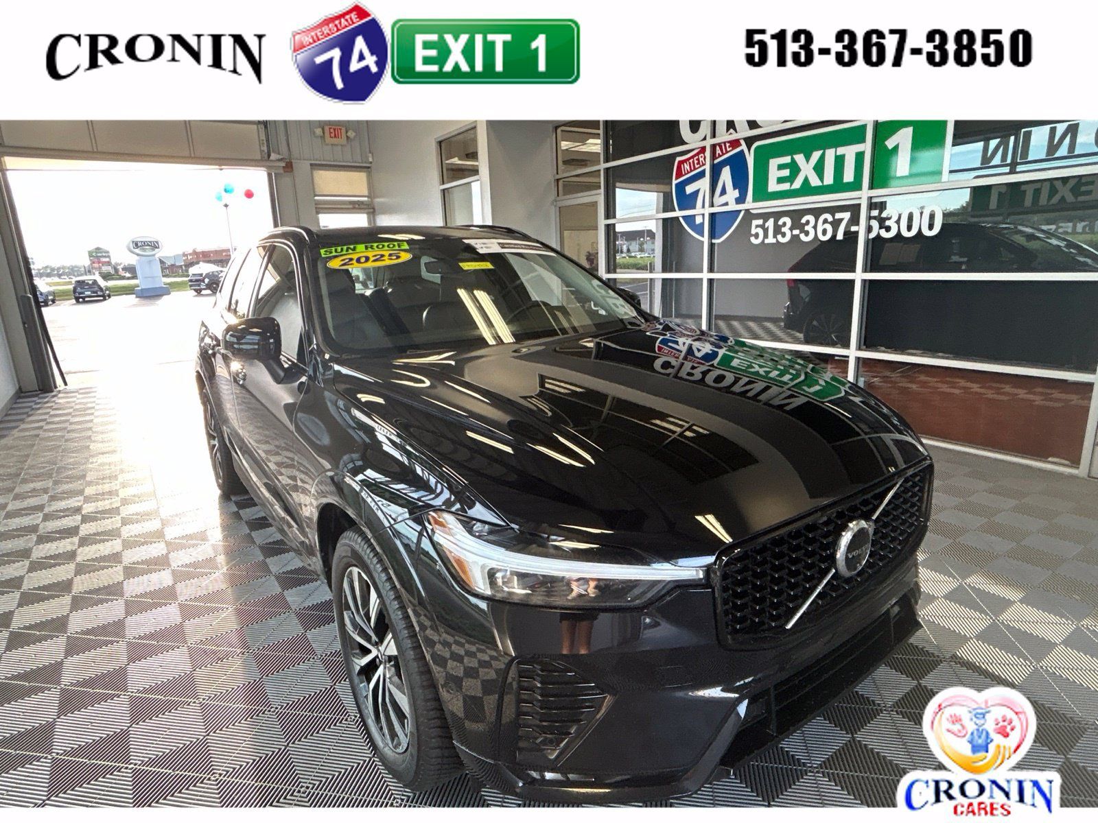 Used 2025 Volvo XC60 B5 Plus AWD/4WD image 1