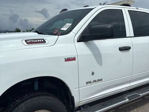 Used 2022 RAM 2500 Tradesman w/ Chrome Appearance Group AWD/4WD image 2