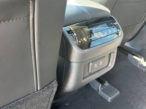 Certified 2026 INFINITI QX60 Luxe w/ Cargo Package FWD image 28