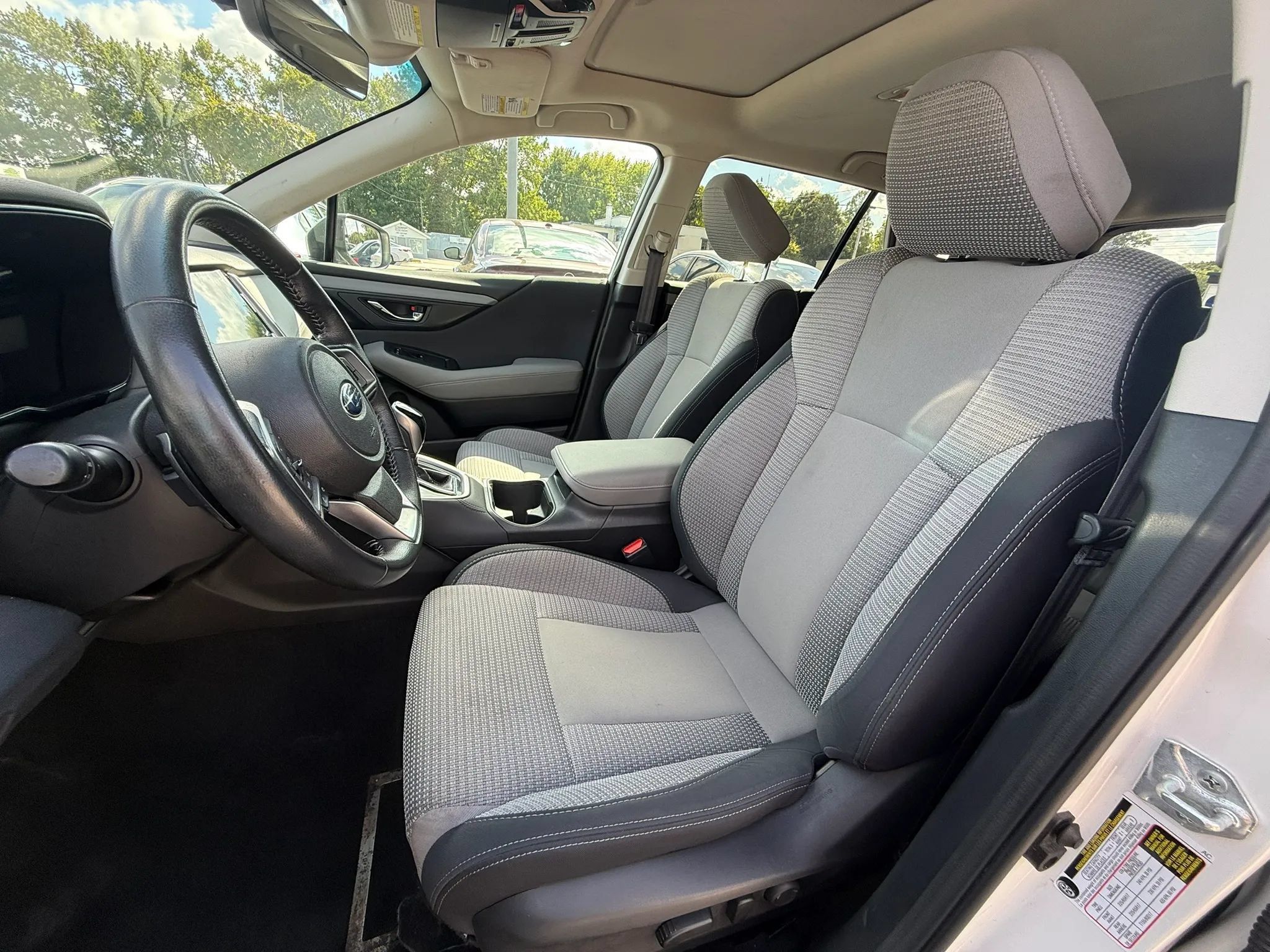 Used 2022 Subaru Outback Premium AWD/4WD image 12