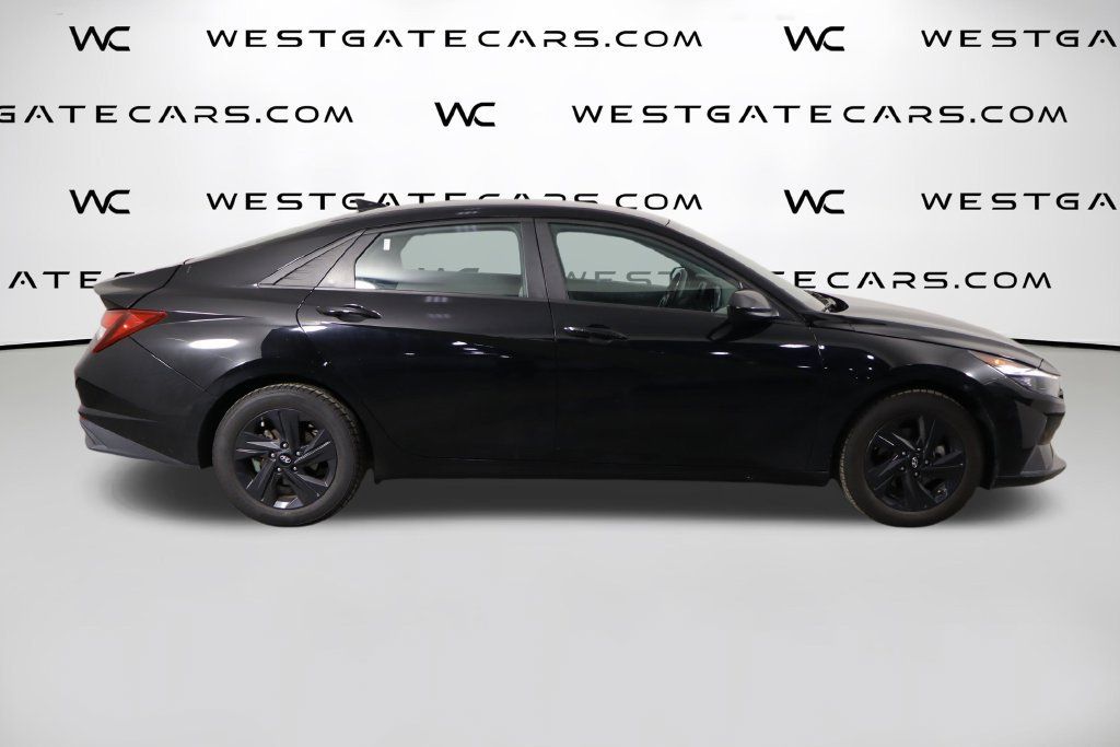Used 2023 Hyundai Elantra SEL w/ Cargo Package FWD image 43