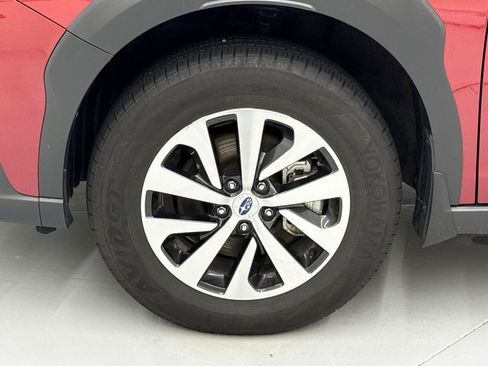 Used 2025 Subaru Outback Premium image 10