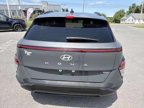 Used 2025 Hyundai Kona SEL AWD/4WD image 4