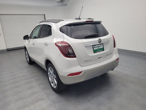 Used 2018 Buick Encore Essence w/ Experience Buick Package FWD image 5