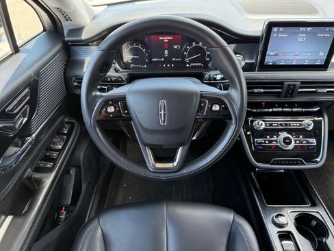 Used 2021 Lincoln Corsair AWD w/ Equipment Group 101A image 14