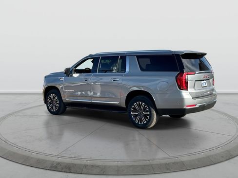 New 2026 GMC Yukon XL Elevation AWD/4WD image 6