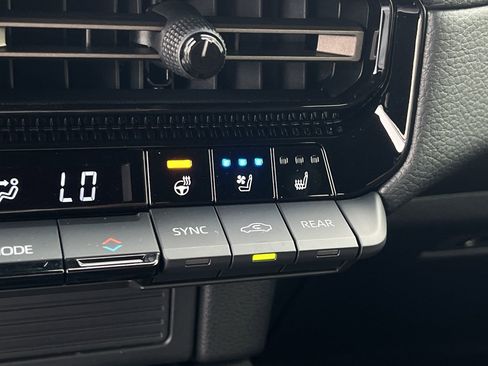 Used 2026 Toyota Land Cruiser w/ Premium Package AWD/4WD image 18