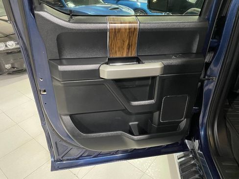 Used 2019 Ford F150 Lariat w/ Equipment Group 502A Luxury image 21