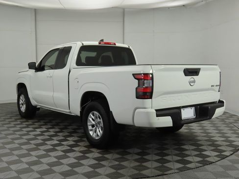 Used 2024 Nissan Frontier SV w/ Technology Package image 7
