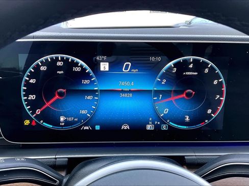 Used 2022 Mercedes-Benz GLE 350 4MATIC image 25