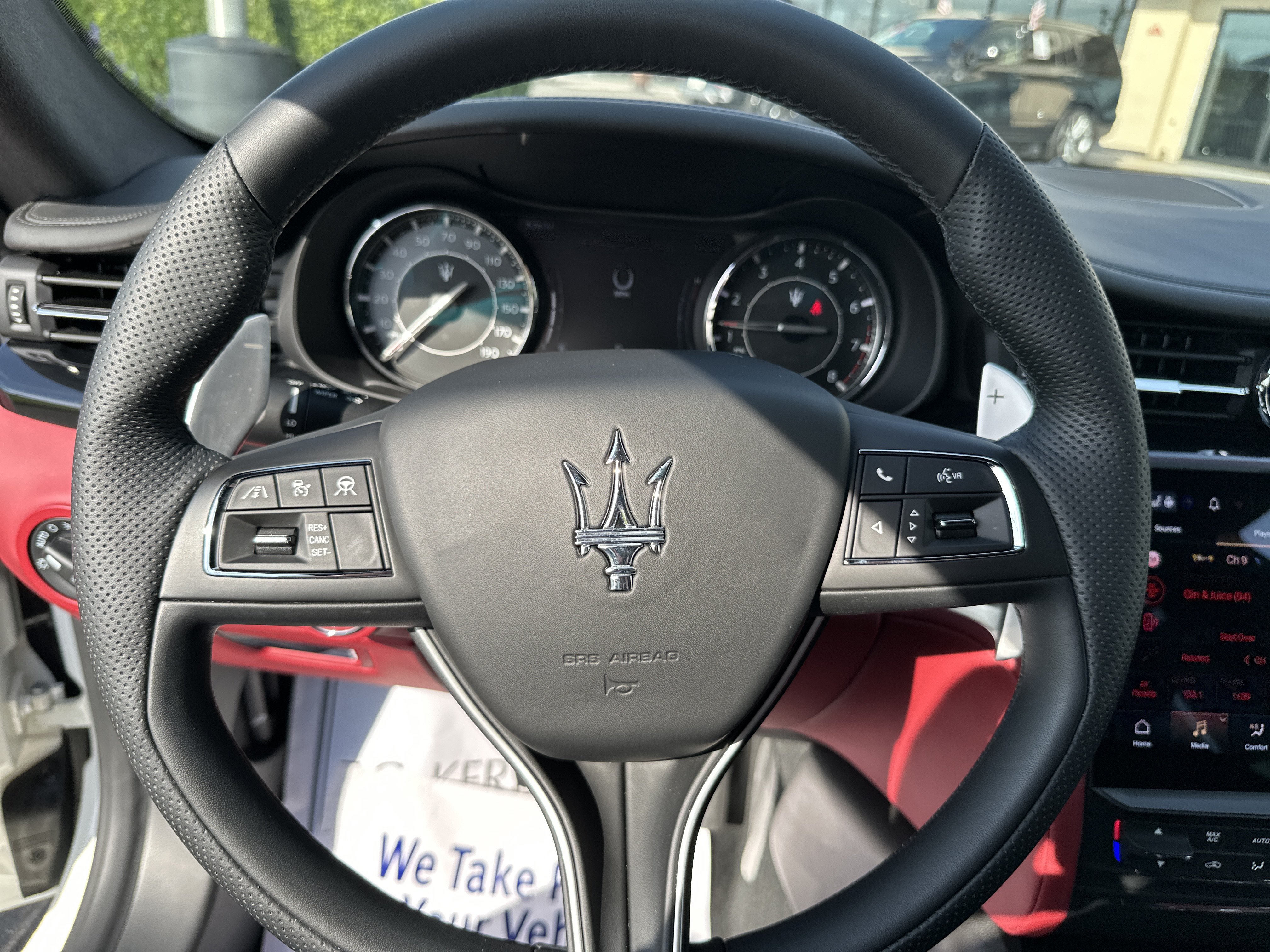 Used 2023 Maserati Quattroporte Modena Q4 AWD/4WD image 25