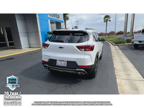 Certified 2023 Chevrolet TrailBlazer ACTIV w/ Sun and Liftgate Package FWD image 10