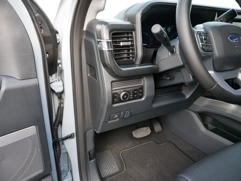 New 2026 Ford F350 Lariat w/ FX4 Off-Road Package image 30