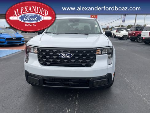 New 2025 Ford Maverick XL image 5