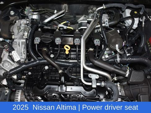Used 2025 Nissan Altima 2.5 SV FWD image 7