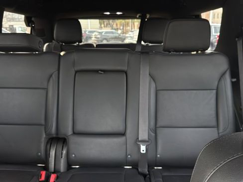 Used 2021 Chevrolet Tahoe Z71 w/ Luxury Package image 16