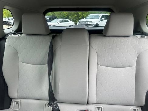 Used 2024 Toyota Corolla Cross LE w/ Moonroof Package AWD/4WD image 28