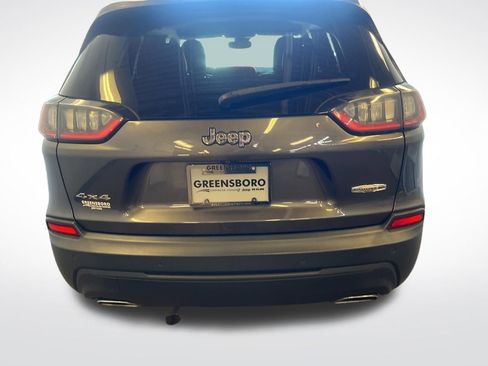 Used 2021 Jeep Cherokee Latitude Lux w/ Comfort/Convenience Group AWD/4WD image 3